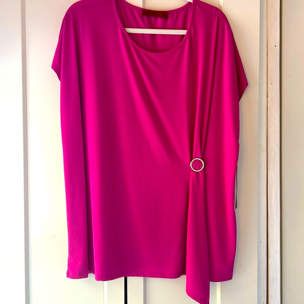 Love Scarlett cap sleeve dressy top dark pink 3X NWT